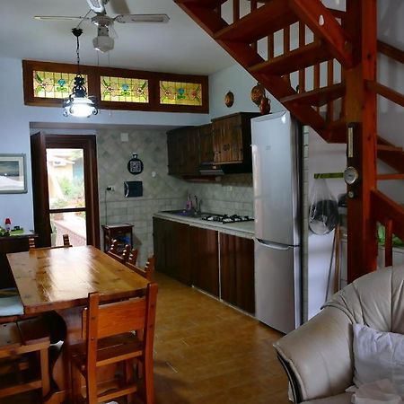Pm 5 Via Sicilia Guest House Альгеро Экстерьер фото