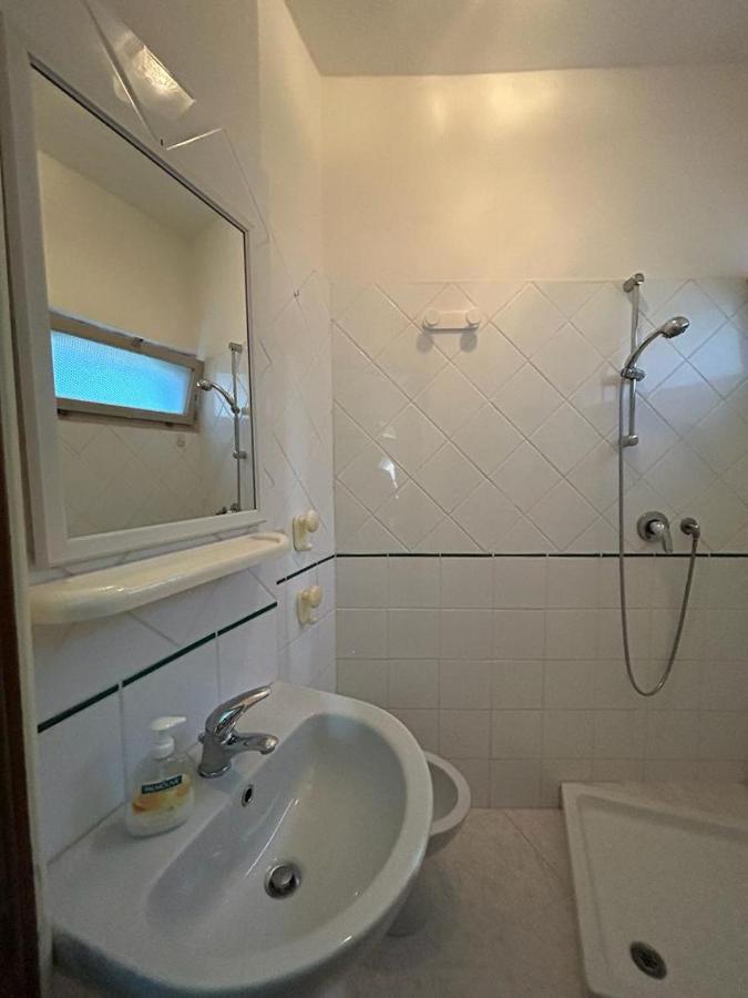 Pm 5 Via Sicilia Guest House Альгеро Экстерьер фото